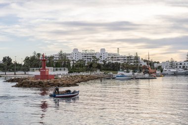 Port El Kantaoui, Sousse, Tunus yakınlarındaki marina turizm sitesi.