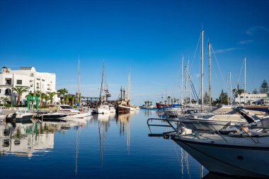 Port El Kantaoui, Sousse, Tunus yakınlarındaki marina turizm sitesi.
