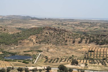 Takrouna, Tunisia 'nın Sahel bölgesinde küçük bir köy, bir tepede..