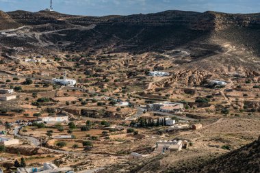 Zammour, Tunus Dahar 'ın güney kenti..