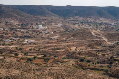 Zammour, Tunus Dahar 'ın güney kenti..