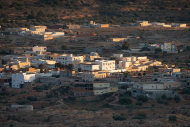 Zammour, Tunus Dahar 'ın güney kenti..