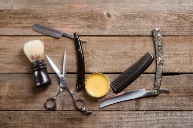 Makas, balmumu ve tarak