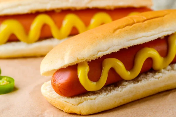 Appetizing traditional hot dogs — Stock Photo, Image