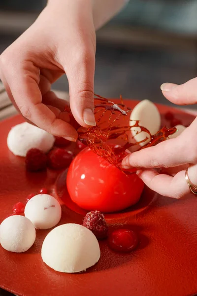 Suiker kooi voor het decoreren van dessert — Stockfoto