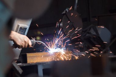 İşçi kaynak theiron