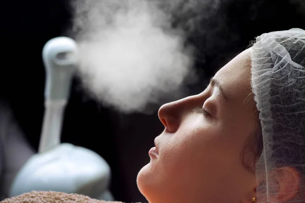 Güzellik bakımı yüz cilt ozon yüz gemi içinde spa c ile
