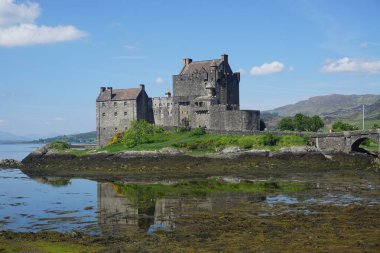 İskoçya 'daki Eilean Donan Kalesi