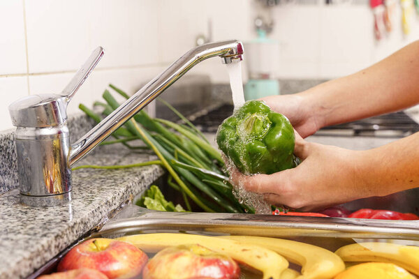 Очистка фруктов и овощей коронавирусом