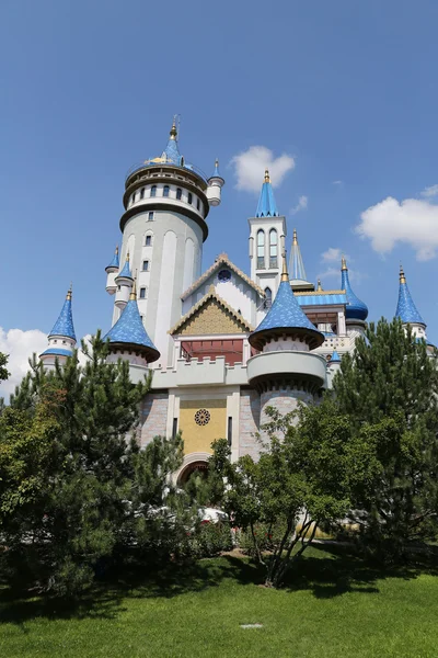 Pohádkový hrad Sazova vědy, umění a kulturní Park v Es — Stock fotografie