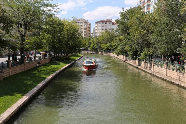 Porsuk River in Eskisehir — Stock Photo, Image