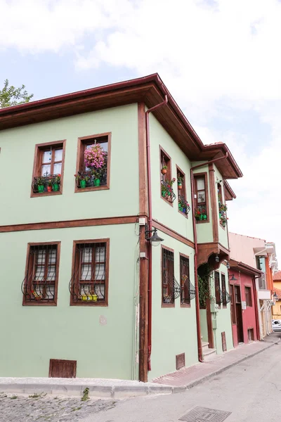 Старое здание в городе Эскишехир — стоковое фото