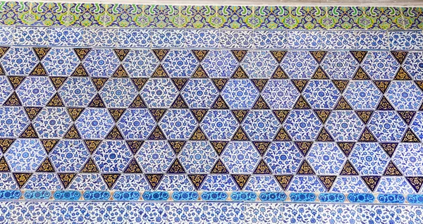 Azulejos azules en el Palacio de Topkapi —  Fotos de Stock