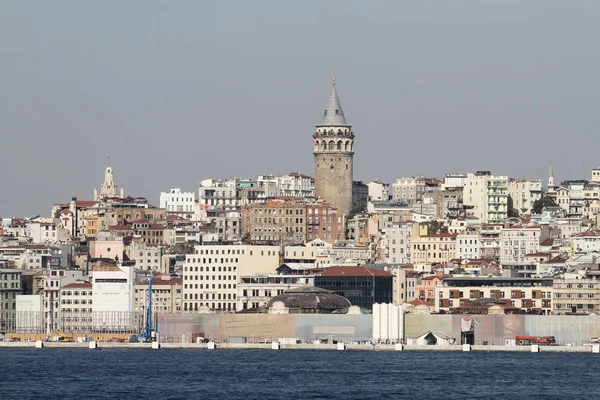 Torre Karakoy e Galata na cidade de Istambul — Fotografia de Stock