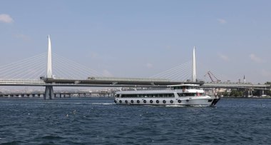 Istanbul'da Haliç Metro Köprüsü