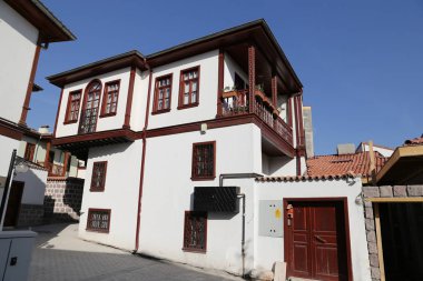 Ankara kent içinde geleneksel Türk evi