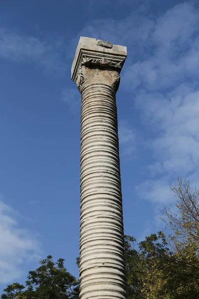 Kolumn av Julian i Ankara City — Stockfoto