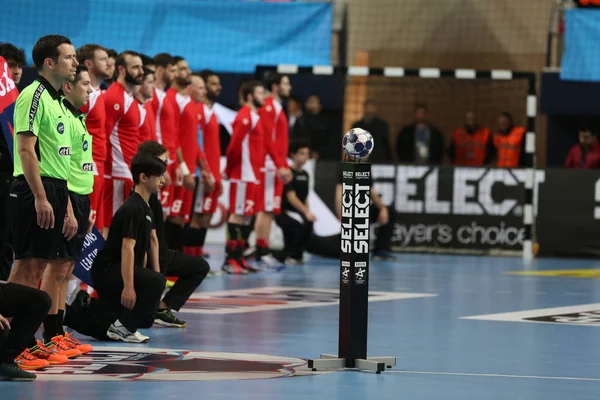 Handballspiel zwischen Besiktas Mogaz und Dinamo Bukarest — Stockfoto