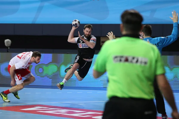 Handballspiel zwischen Besiktas Mogaz und Dinamo Bukarest — Stockfoto