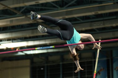 Olimpiyat eşik kapalı yarışmalar