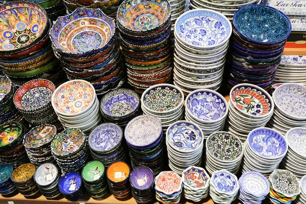 Turkish Ceramics in Grand Bazaar — Stock Photo, Image