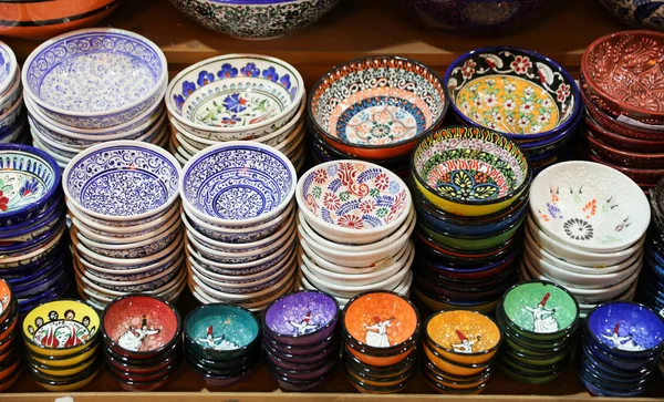 Turkse keramiek in Grand Bazaar — Stockfoto