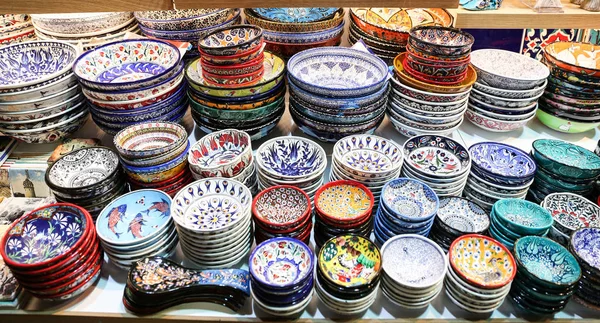 Cerâmica turca em Grand Bazaar — Fotografia de Stock