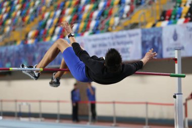 Kapalı olimpik deneme yarışmalar