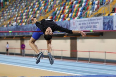 Kapalı olimpik deneme yarışmalar