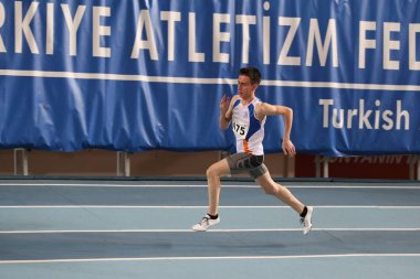 Kapalı olimpik deneme yarışmalar