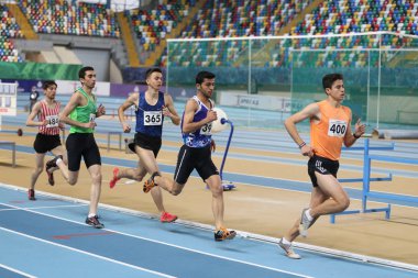 Kapalı olimpik deneme yarışmalar