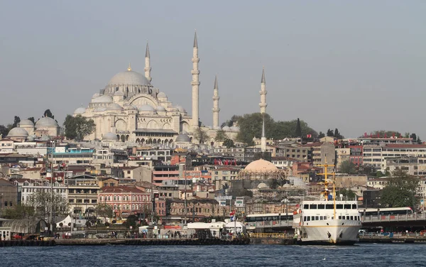 Mesquita Suleymaniye na cidade de Istambul — Fotografia de Stock