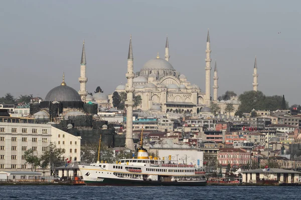 Mesquita Suleymaniye na cidade de Istambul — Fotografia de Stock