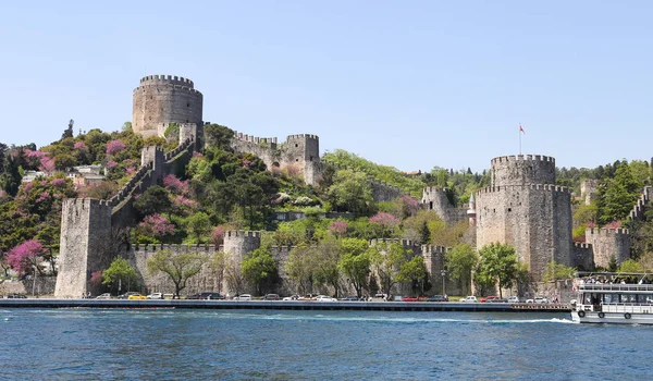 在伊斯坦布尔市的 Rumelian 城堡 — 图库照片