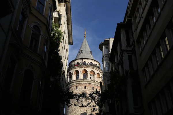 Torre Galata em Beyoglu, Istambul, Turquia — Fotografia de Stock