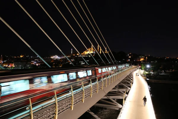 Most Golden Horn Metro w Stambule, Turcja — Zdjęcie stockowe