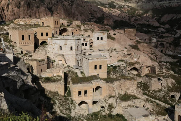 Domy w wiosce Cavusin, Cappadocia — Zdjęcie stockowe
