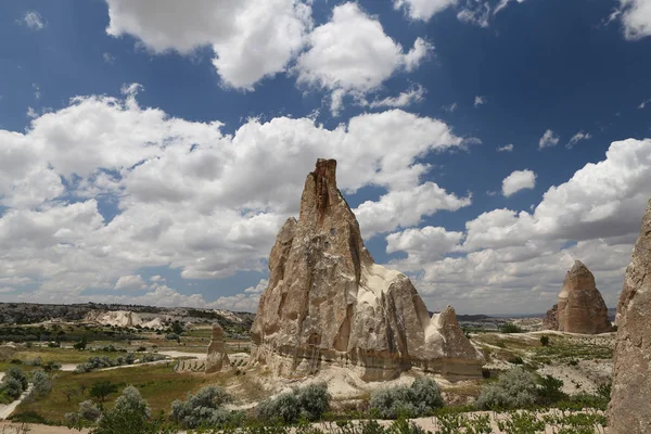 Formaciones rocosas en Capadocia — Foto de Stock