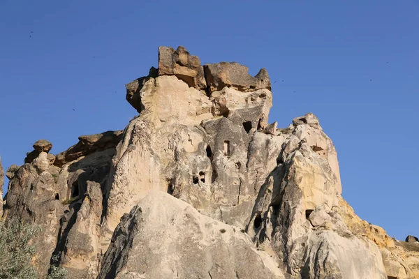 Formations rocheuses en Cavusin Village, Cappadoce — Photo