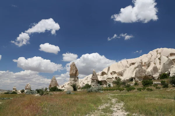 Kaya oluşumları kılıçlar Vadisi, Cappadocia