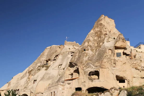 Rotsformaties in Cavusin dorp, Cappadocië — Stockfoto