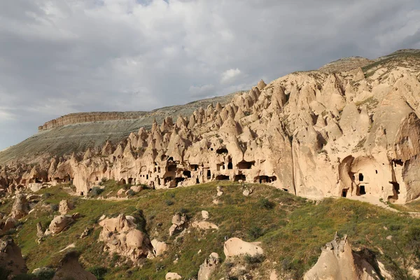 Kaya oluşumları Zelve Vadisi, Cappadocia
