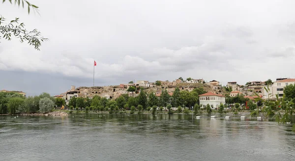 Río Kizilirmak en la ciudad de Avanos, Turquía —  Fotos de Stock