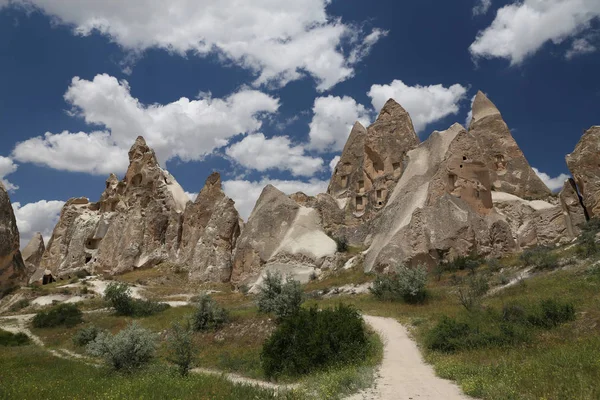 Formacje skalne w Kapadocji — Zdjęcie stockowe