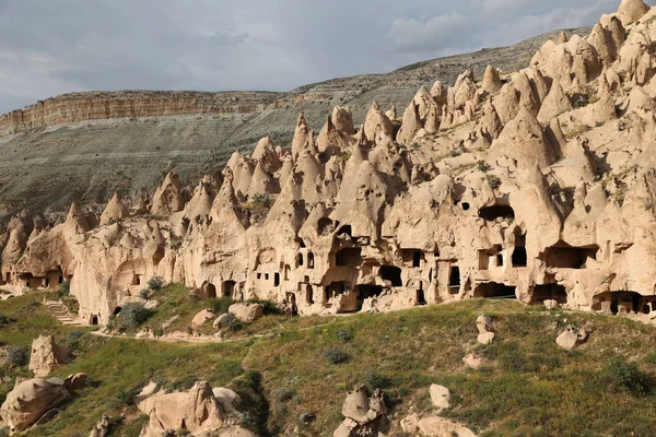 Formacje skalne w Kapadocja doliny, Cappadocia — Zdjęcie stockowe