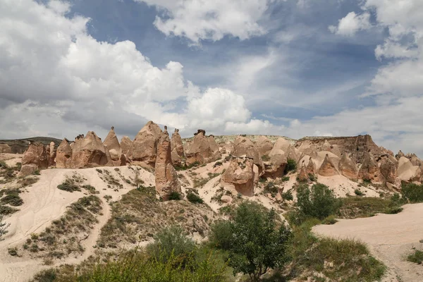 Formacje skalne Dolina Devrent, Cappadocia — Zdjęcie stockowe