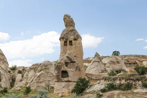 Formacja skalna w dolinie gołębi, Cappadocia — Zdjęcie stockowe