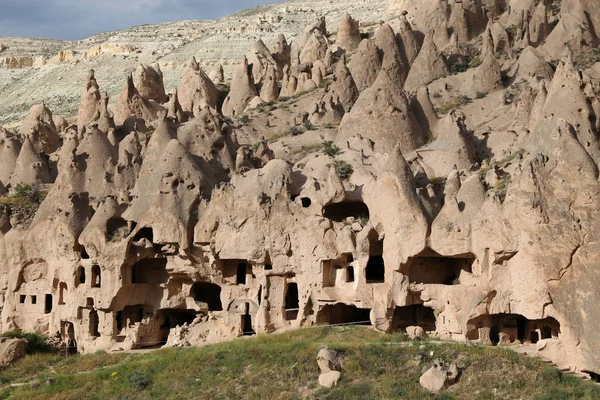 Formacje skalne w Kapadocja doliny, Cappadocia — Zdjęcie stockowe