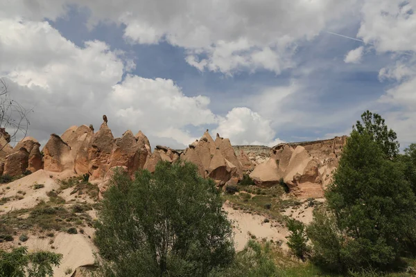 A Devrent-völgyben, Cappadocia sziklaalakzatok — Stock Fotó