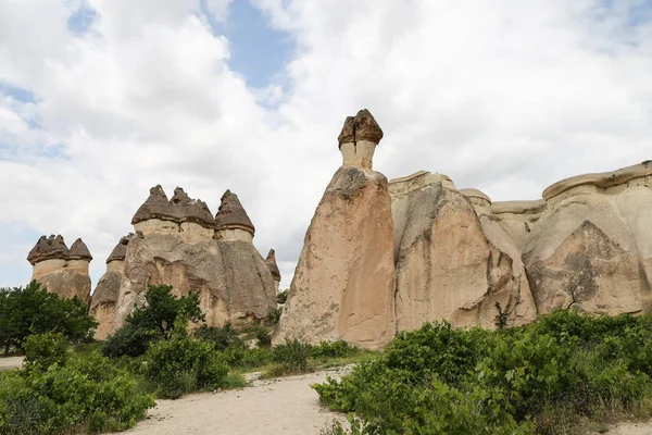 Kaya oluşumları Pasabag keşişler Vadisi, Cappadocia
